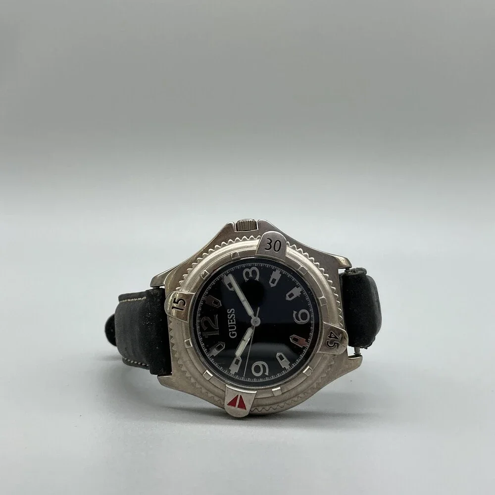 Vintage Guess Mens Watch 38mm Black Dial Silver Tone Leather Band New Battery